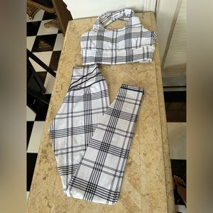 NWOT Buffbunny black white plaid set (bra & leggings) ❤️
